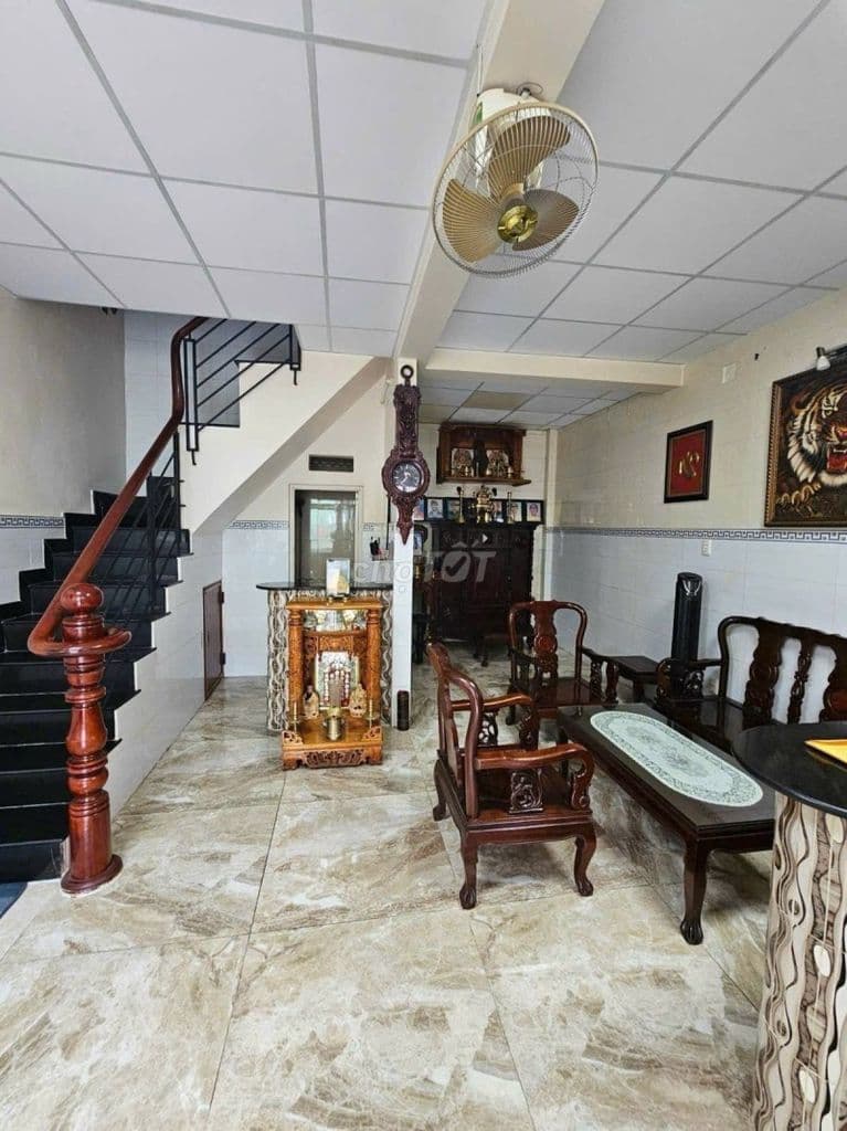 Mặt tiền kinh doanh! DT 45m2 oto vào nhà tại đường số 4 GV. Chỉ 5.3 Tỷ - Ảnh 2