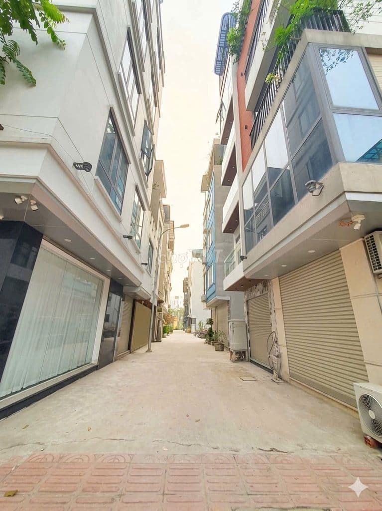 TĐC NGỌC THỤY Ô TÔ TRÁNH THANG MÁY 50M RA HỒ 2 THOÁNG 14.75 TỶ - Ảnh 2