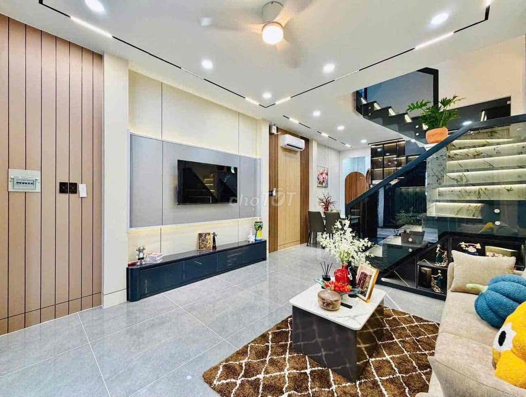 SIÊU PHẨM NHÀ PHỐ. 3.5M x 15M . NGAY METRO CẦU VƯỢT TÂN THỚI HIỆP Q12 - Ảnh 3