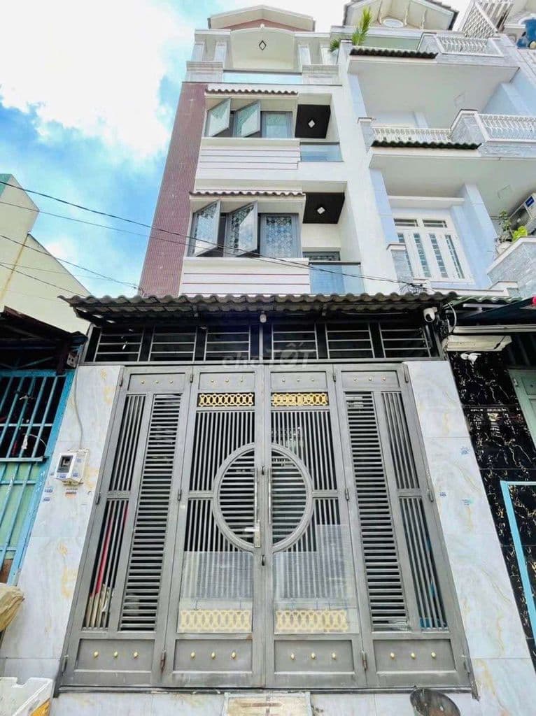 **NHÀ ĐẸP_HxH_CÁCH MT Đ. LÊ VĂN QUỚI 100M_GẦN NGÃ TƯ 4 XÃ**