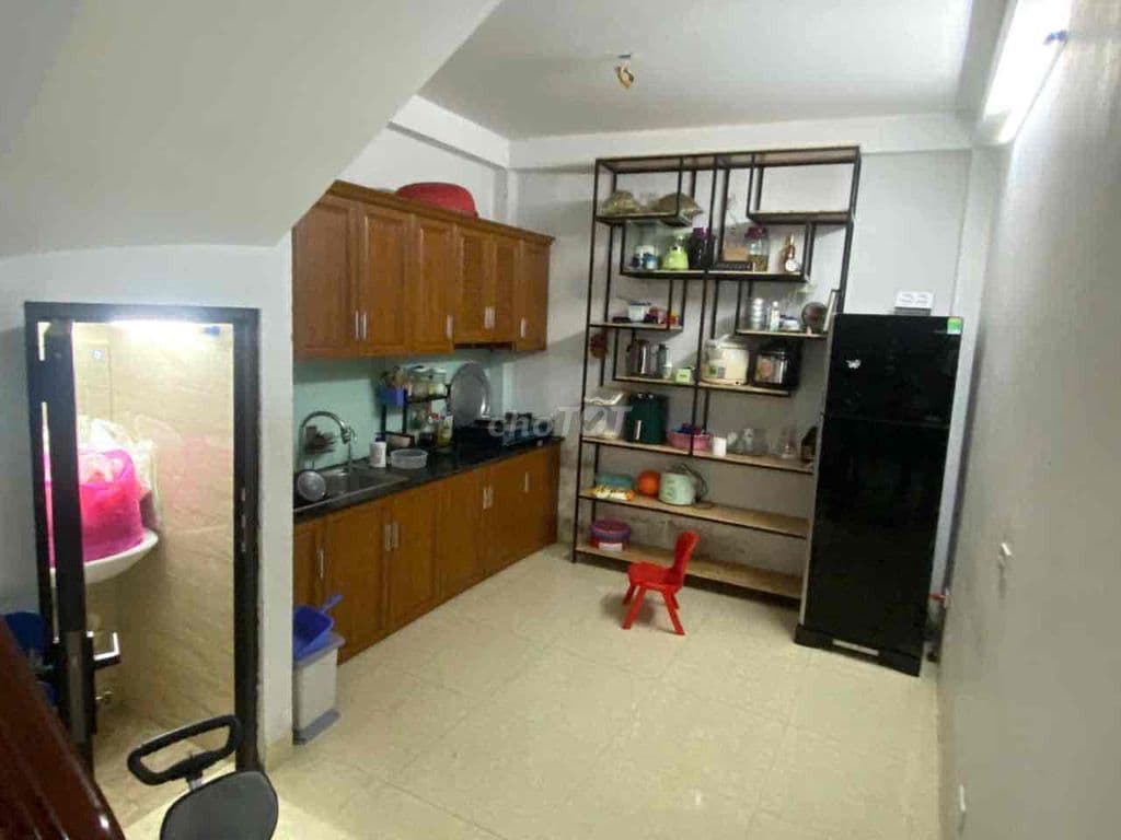 Cho thuê trọ chính chủ mới ở 541 bát khối