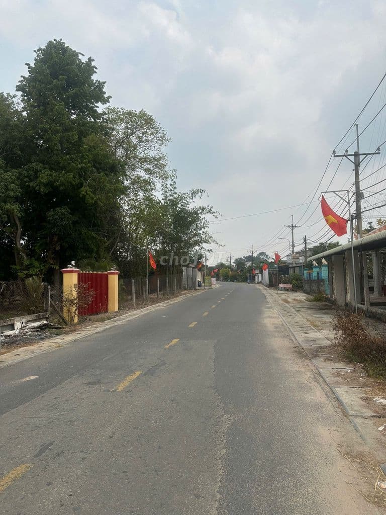 700tr có 160m2 mặt tiền kinh doanh đường Trung lập (30m), Củ Chi - Ảnh 2