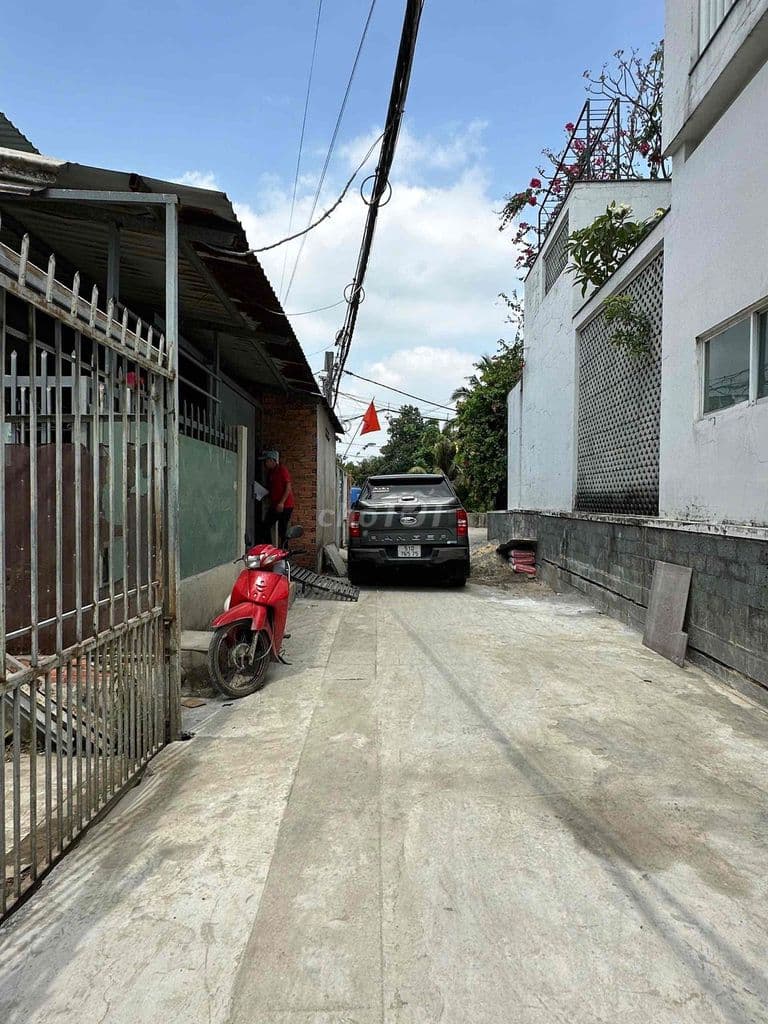 Nhà 2PN Hẻm Xe Hơi Phường An Phú Đông Quận 12