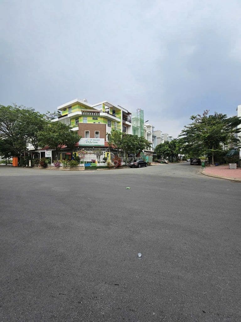 Bán Biệt Thự góc 2 mặt tiền đường KDC 13E, Phong Phú, Bình Chánh - Ảnh 3