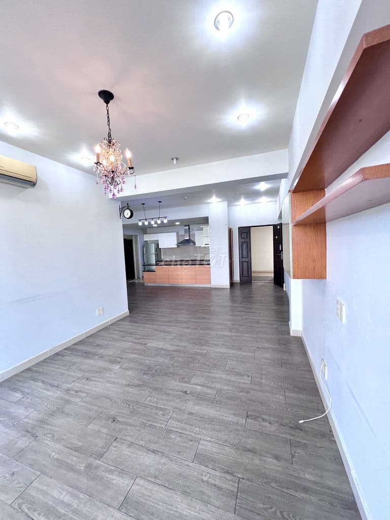 Bán Căn hộ đẹp Garden Plaza 1, view kênh đào và sông giá siêu tốt - Ảnh 3
