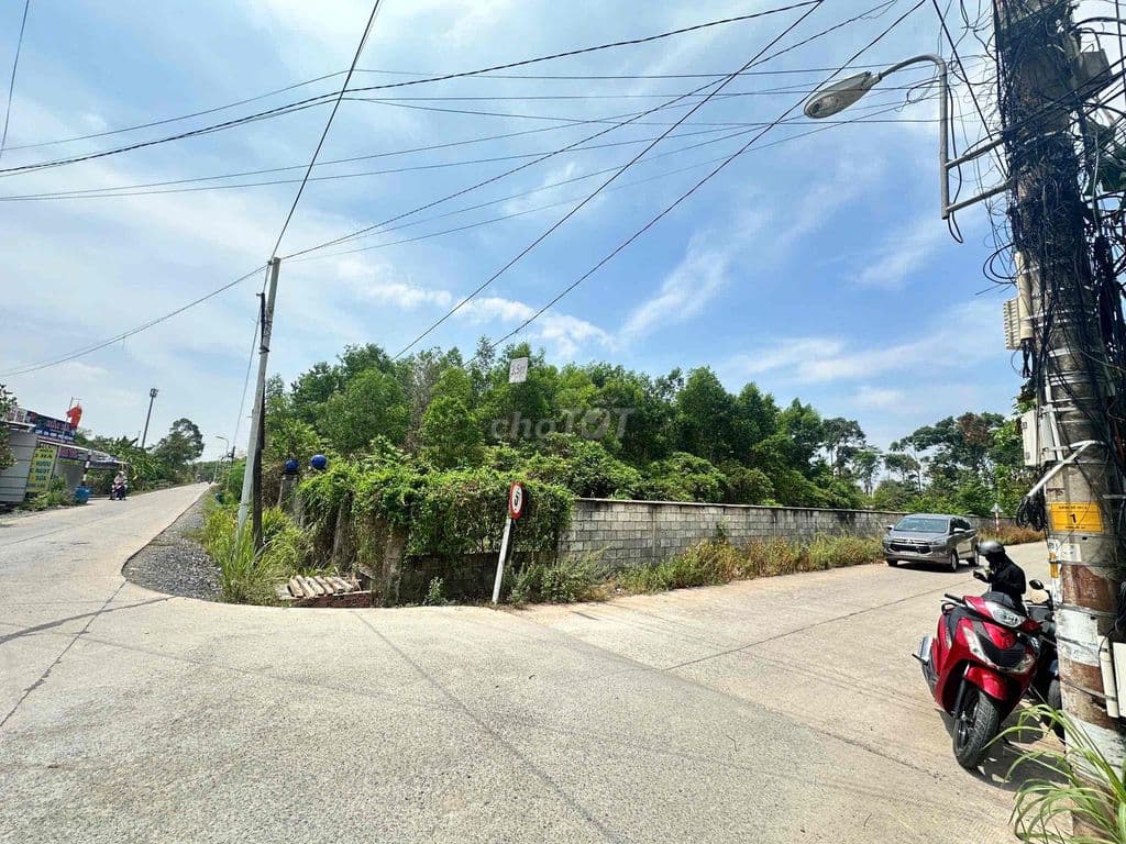 HƠN 500M2 ĐẤT THỔ VƯỜN NHỈNH 2 TỶ TÂN AN HỘI - KDC TRUNG TÂM CỦ CHI - Ảnh 3