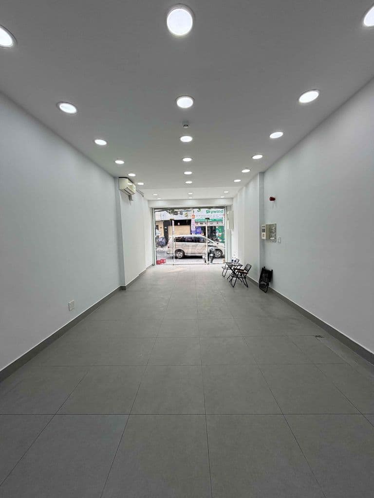 Nhà 5Lầu MT Nguyễn Văn Thương,p25,BT.kế TTTM Pearl,ga Metro,KD sầm uất - Ảnh 3