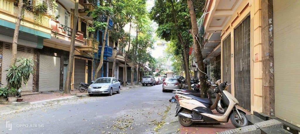 BÁN NHÀ KĐT ĐẠI KIM, NGÕ THÔNG, VỈA HÈ, Ô TÔ TRÁNH, KINH DOANH