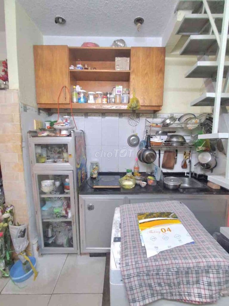 Bán nhà , Đường Hoàng Văn thụ ,P 2 Tân Bình 15M2 , 2Tầng, Giá : 2.2Tỷ - Ảnh 3
