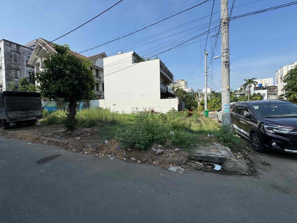 Bán Lô Góc 3 Mặt Tiền Công Viên Gần Gigamall Sông Sg