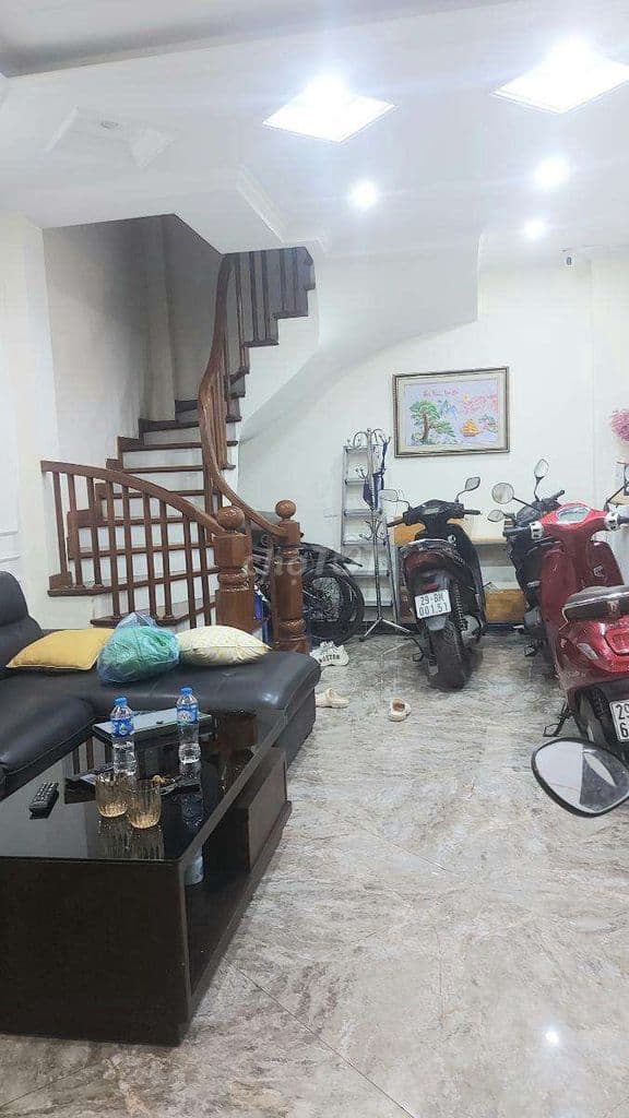 Lõi Ba Đình, ngõ nông, thông, mới 98%, tặng full nội thất, ở sướng