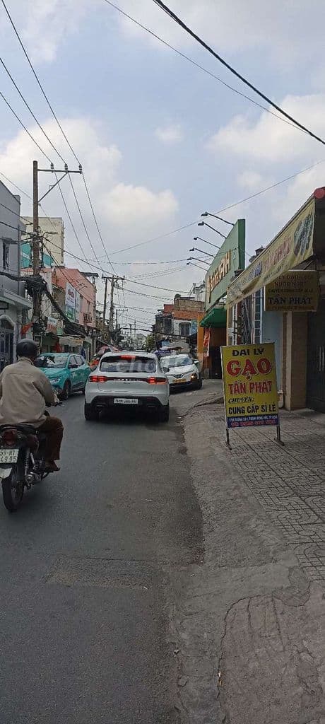 MẶT TIỀN KINH DOANH ĐƯỜNG NHÁNH LÊ VĂN QUỚI SẦM UẤT - 3PN - 2TẦNG -71M