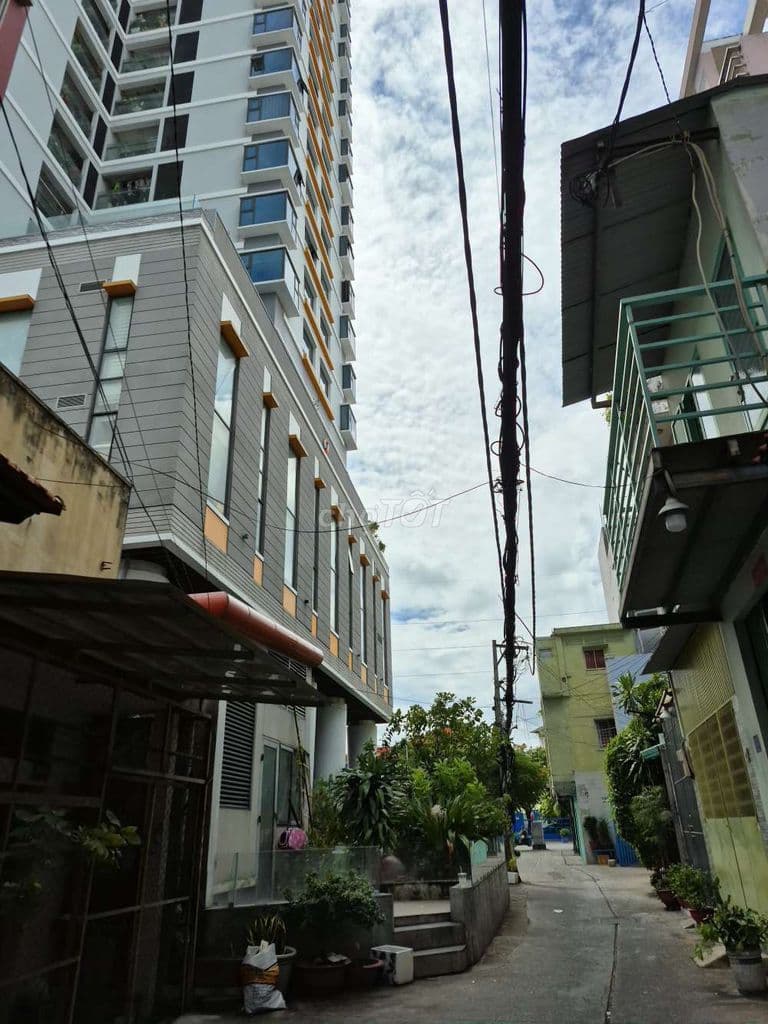 NHÀ HXH CHUNG CƯ RES LẠC LONG QUÂN - PHƯỜNG 3--2 TẦNG KO QH-GIÁ 2,9 TỶ - Ảnh 2