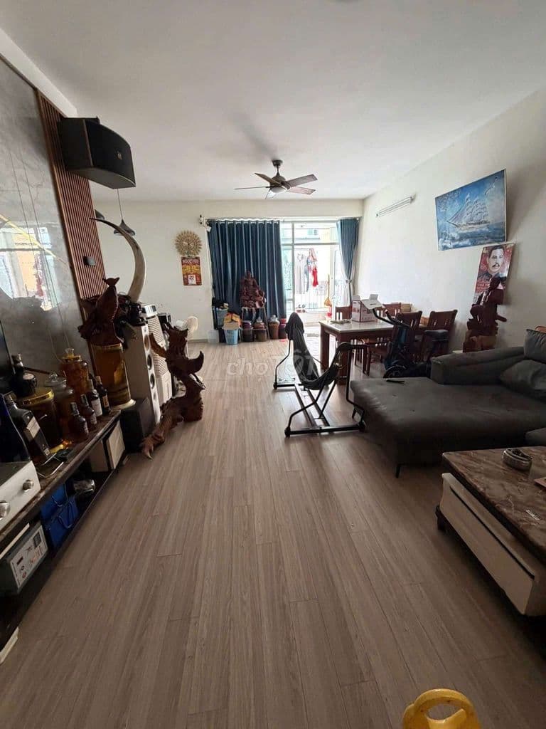 🌺Bán căn hộ 3pn- shr nhà decor* Cc BellezaQ7*Dt 124m2- Giá rẻ 5.3 tỷ