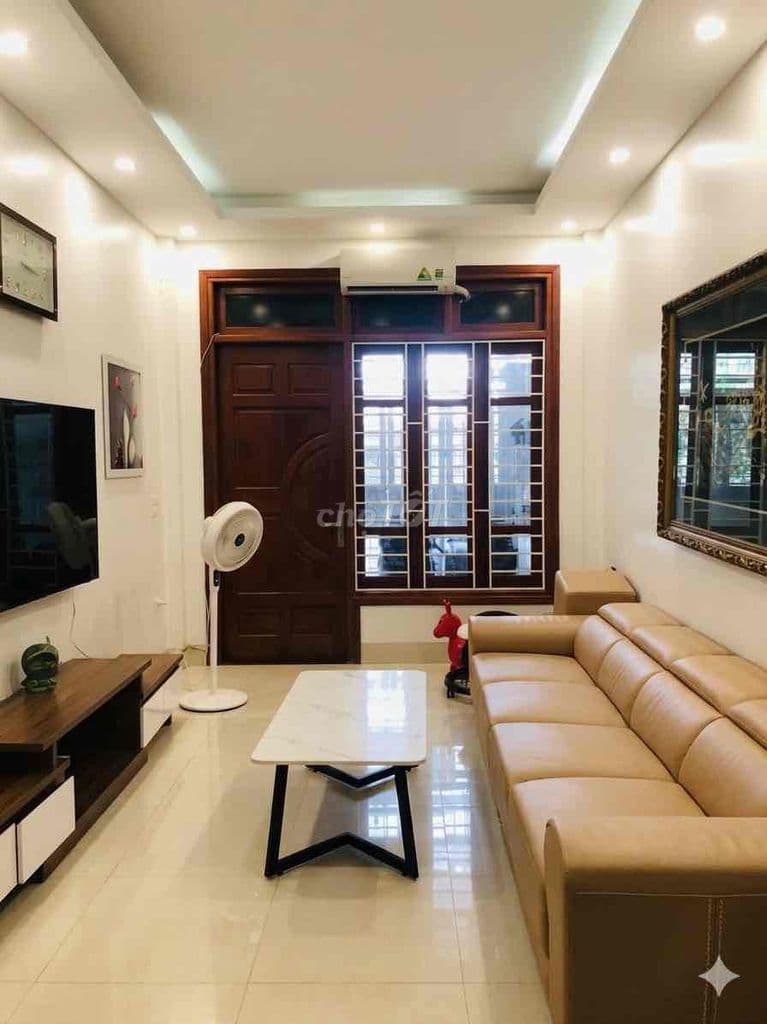 🔥 SIÊU PHẨM LONG BIÊN 6.8 TỶ - 50M RA Ô TÔ - TƯƠNG LAI RA MẶT PHỐ 🔥 - Ảnh 3