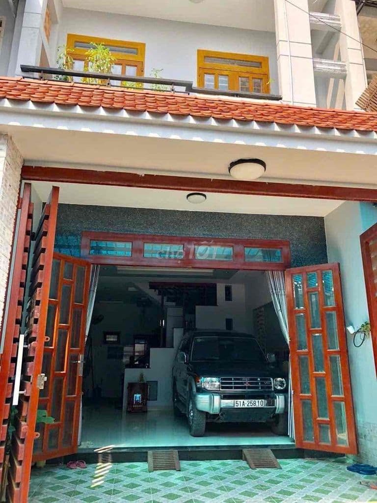 nhà 3 tầng, DT 5x14, sổ vuông, giá 6.x tỷ, giáp Tân Phú - Ảnh 2