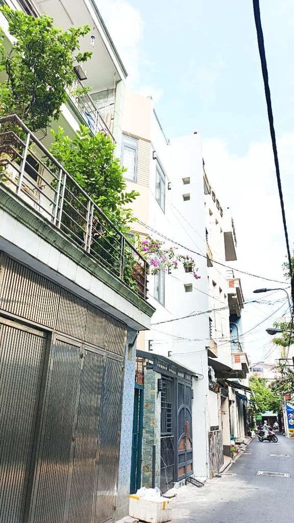 Bàu Cát hẻm xe hơi thông đất vuông 3 tầng 3 phòng ngủ