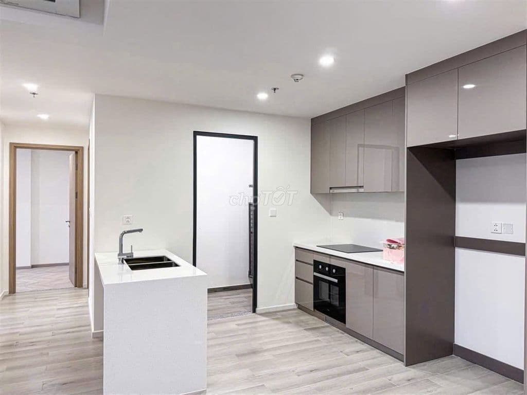Góc 2PN+ 75m2 View Hồ Bơi - Tầng Trung - 4.85 Tỷ (Thuê 9.5tr/th)