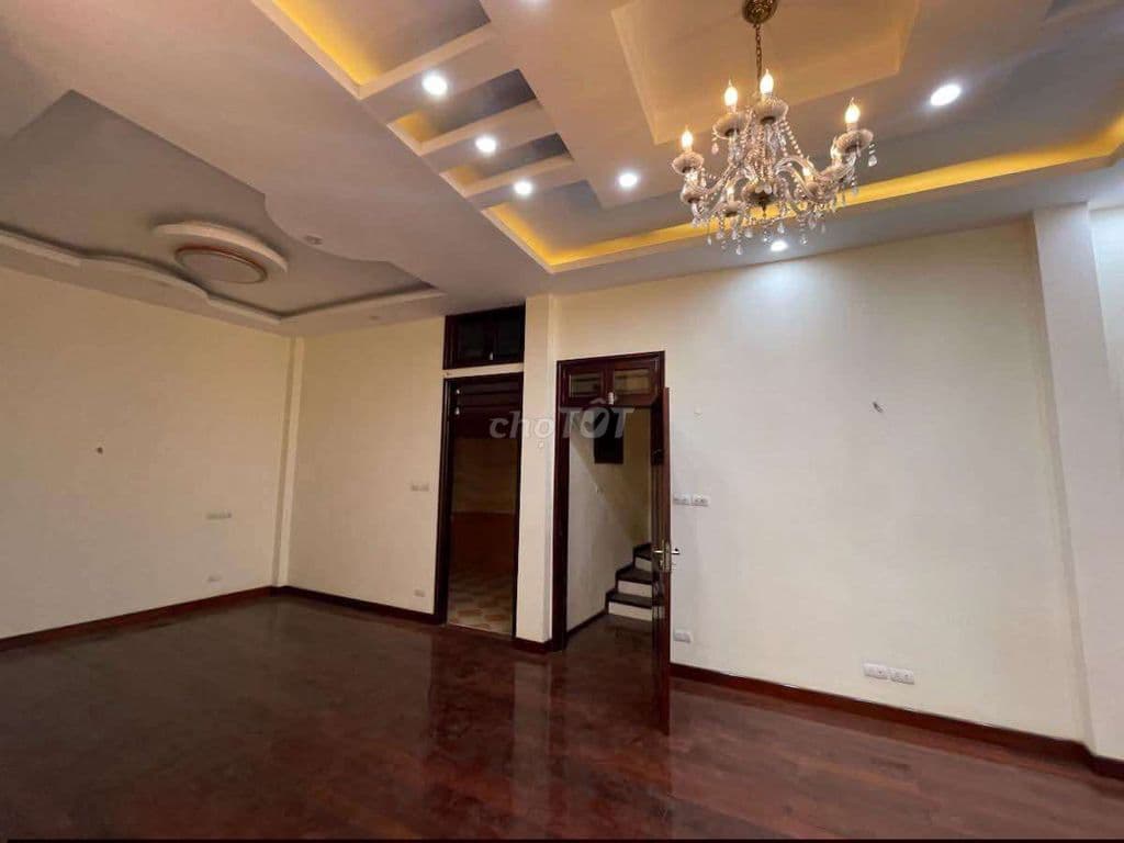 Hoàng Quốc Việt, Võ Chí Công, lô góc, trước nhà 3m, dân xây, ở luôn - Ảnh 3