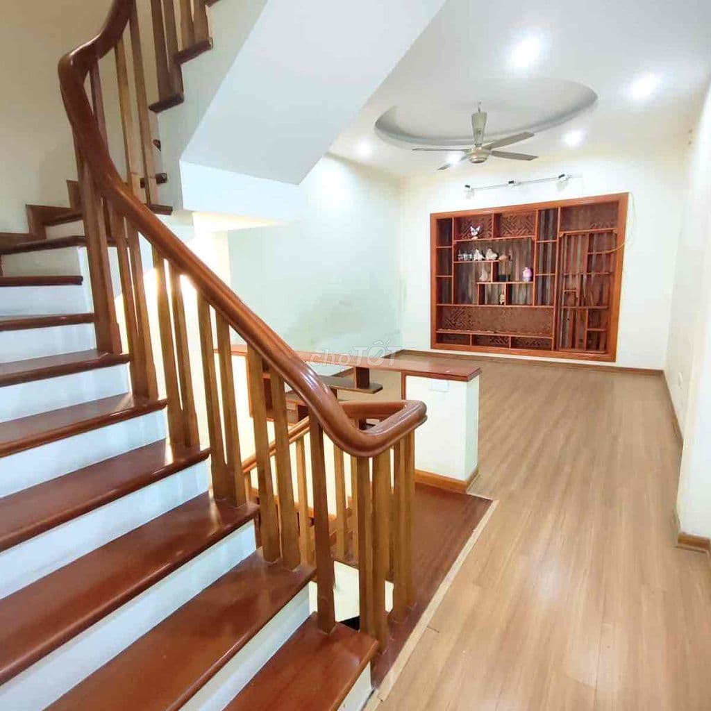 NHÀ ĐẸP MINH KHAI DIỆN TÍCH RỘNG FULL CÔNG NĂNG TIỆN ÍCH LÔGÓC Ở NGAY - Ảnh 3