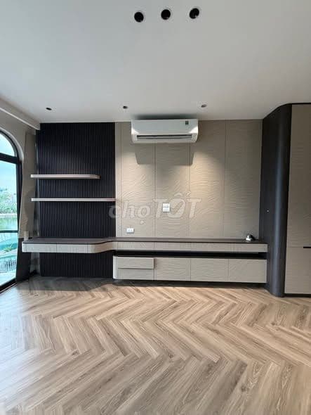 Nhà View Hồ Đầm Tranh, Bát Khối Long Biên, 7 tầng, 4PN Master, Gara 2 - Ảnh 3