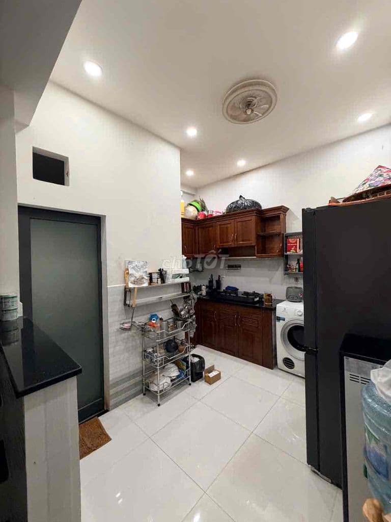 Dương Bá Trạc 3m5 x10m k lộ giới 1 lầu sh hoàn công đủ sát mặt tiền - Ảnh 2