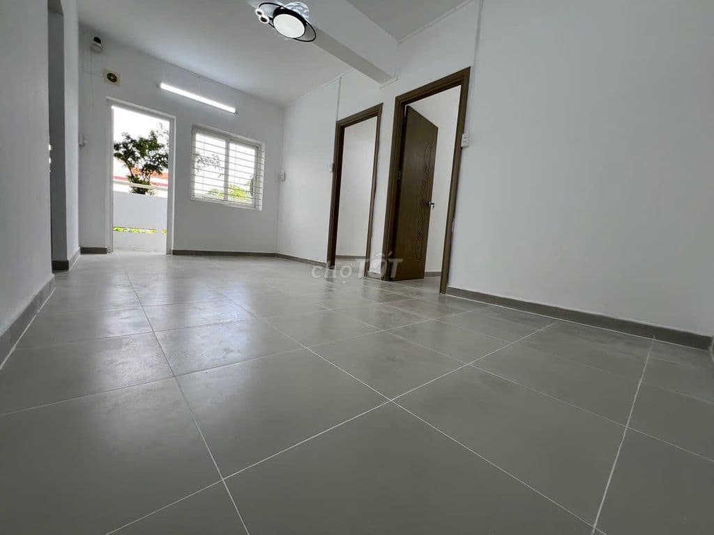 Căn gốc chung cư độc lập Lô B - Ảnh 2