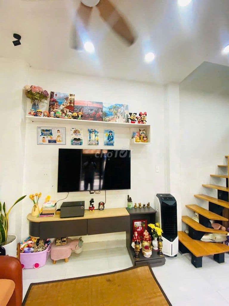 3,75 TỶ - NHÀ 2 TẦNG, 2 PN, HẺM XE HƠI, ĐS 8 - LINH XUÂN - Ảnh 3
