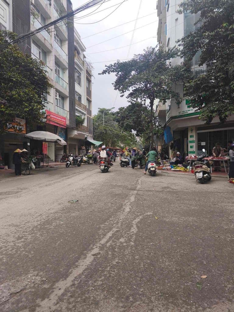 CHÍNH CHỦ BÁN GẤP ĐẤT ĐẤU GIÁ NGÔ THỊ NHẬM 50M,4 tầng 16,2 tỷ - Ảnh 3