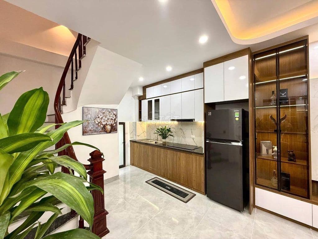 BÁN NHÀ PHỐ QUAN NHÂN - THANH XUÂN 42M2 x 5T - NGÕ Ô TÔ GIÁ 7.9 TỶ - Ảnh 3