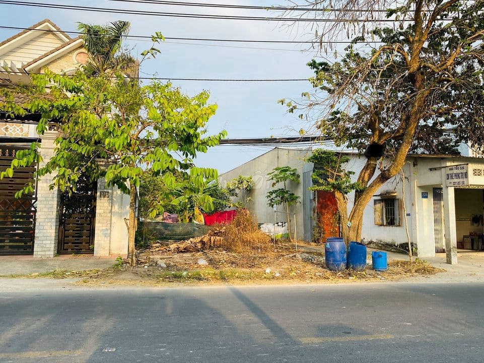 Bán đất SHR (5x22m Giá 1tỷ050) đường số 9 ngay UBND xã Tân Thông Hội