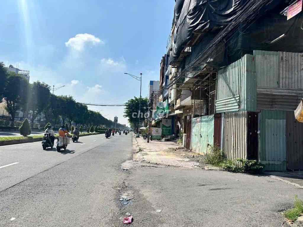 Chợ Lạc Quang - Đất 5mx12m Căn Góc 200m Ra Trưởng Chinh