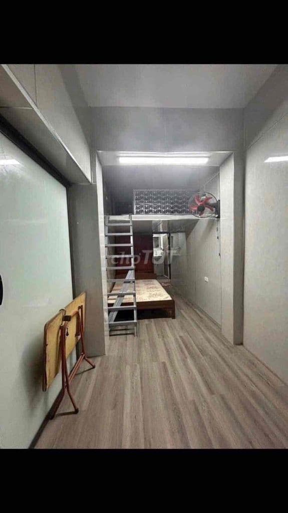 cho thuê nhà tập thể tầng 1 mặt ngõ phố Chùa bộc