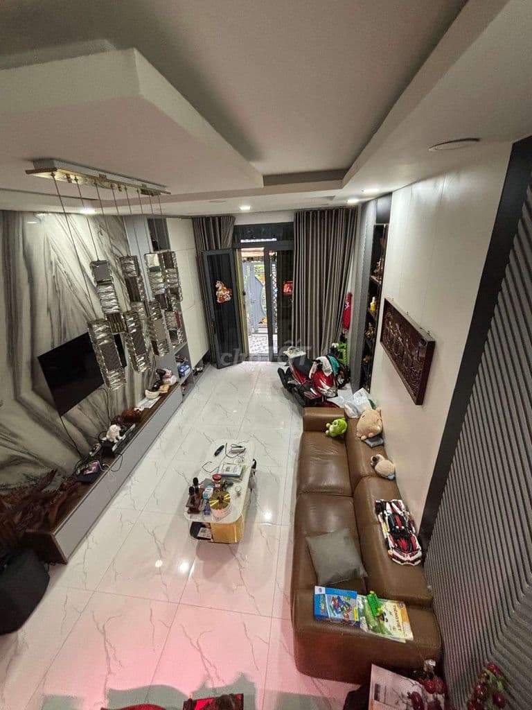 Bán nhà 3 tầng Bùi Minh Trực Quận 8- DT 82m2 - Giá 8.8 tỷ hẻm thông - Ảnh 3