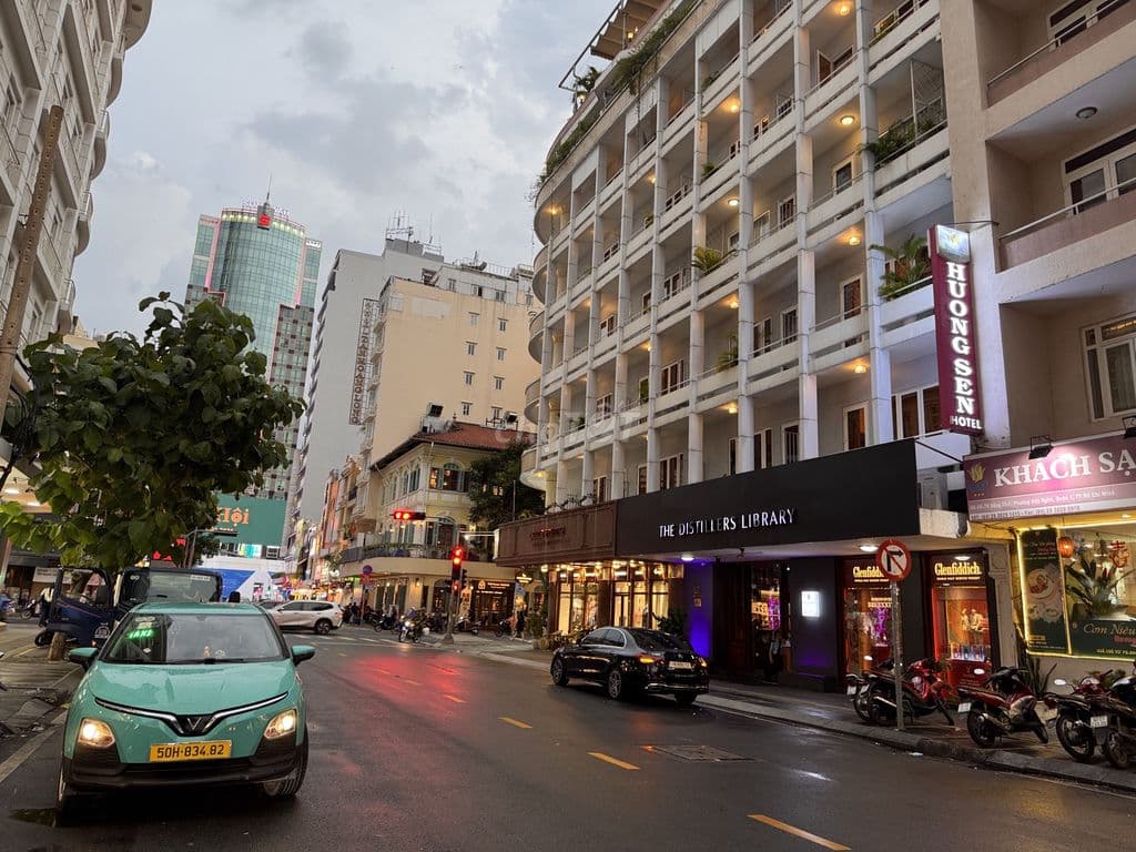 CĂN HỘ MẠC THỊ BƯỞI 58,09m2 cạnh phố đi bộ NGUYỄN HUỆ, Phường Sài Gòn - Ảnh 3
