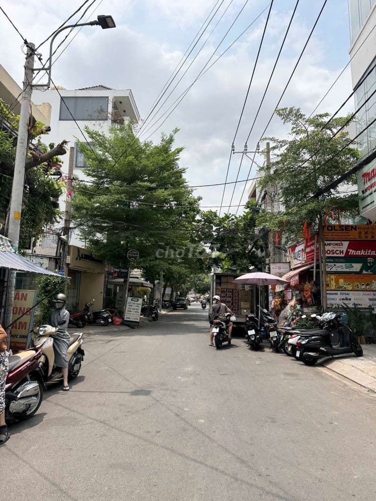 NHÀ ĐẸP SÁT TRƯỜNG HỌC - VÀO Ở NGAY, TÂY THẠNH TÂM PHÚ 53M2 HẺM XE HƠI
