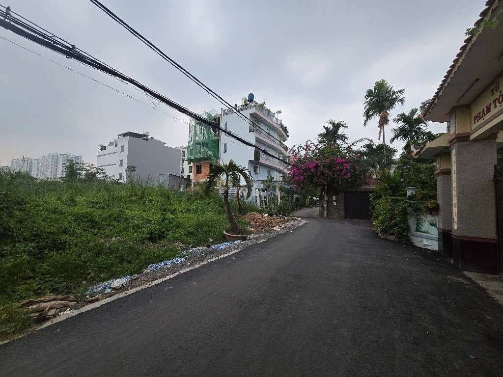 ĐẤT ĐEP VỊ TRÍ TỐT ĐƯỜNG THÔNG LÀM DỊCH VỤ ĐA NGÀNH NGHỀ.CÓ 3 TRƯỜNGĐH - Ảnh 2