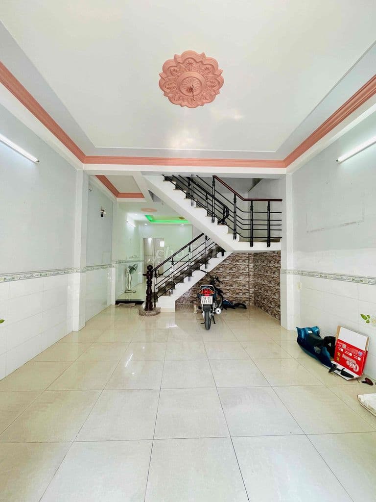 Hẻm nhựa xe hơi 6m Ao Đôi giáp LVQ 70m2 btct 2 Lầu 3Pn giá 4,95 tỷ TL - Ảnh 3