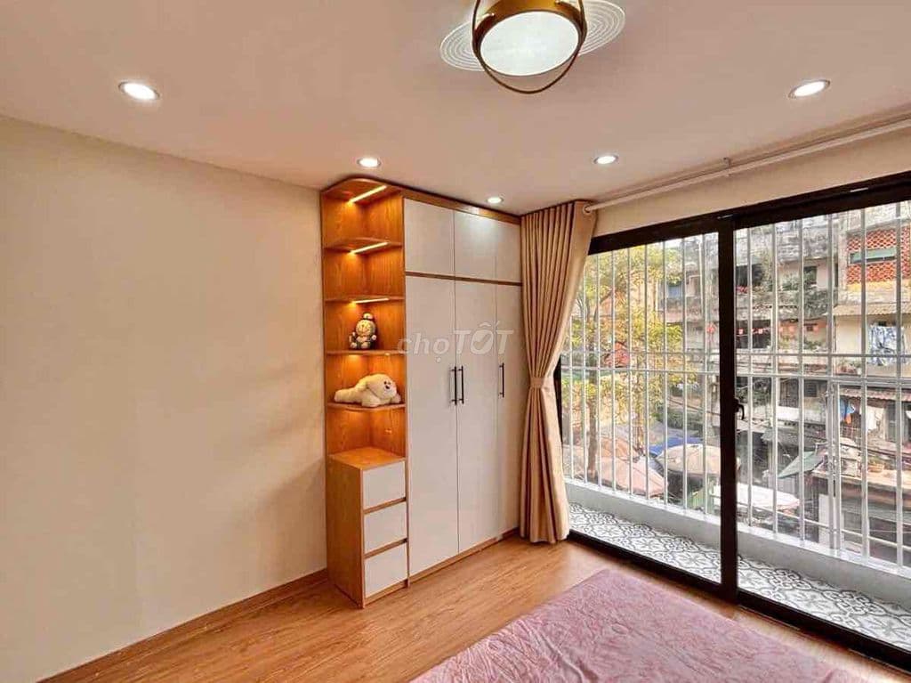 Siêu phẩm Phương Mai, 90m2, sát phố, 3 ngủ, ô tô đỗ, 2 thoáng, ở luôn - Ảnh 3