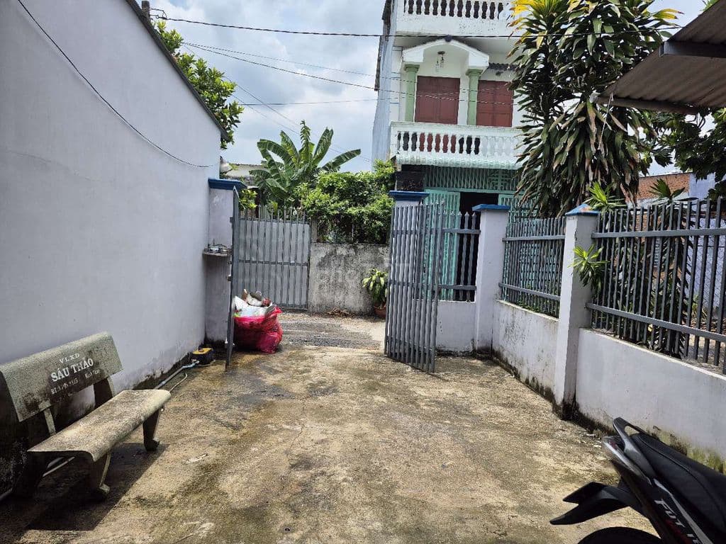 Nhà đường 110 - Ảnh 2