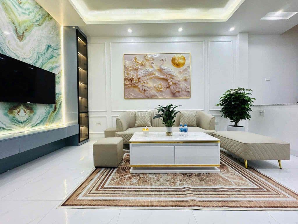 Trương Định 6 tầng thang máy - VF3 đỗ cửa , ngõ thông vừa ở vừa cho th