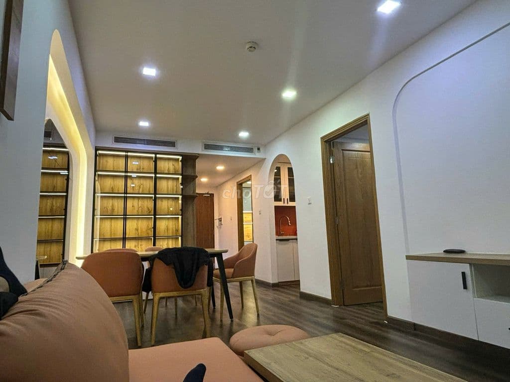 Bán căn hộ Rivera Park,Q10.DT: 74m2-2PN-2WC hướng đông,lầu cao thoáng