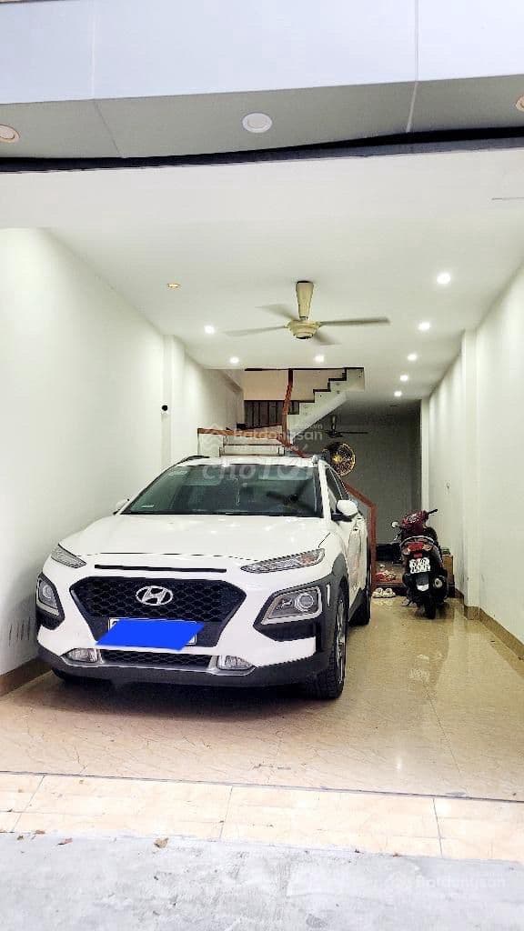 Bán nhà Trần Quốc Hoàn, Cầu Giấy, Ô tô đỗ, 2 thoáng, 50 m² - 20 tỷ - Ảnh 2