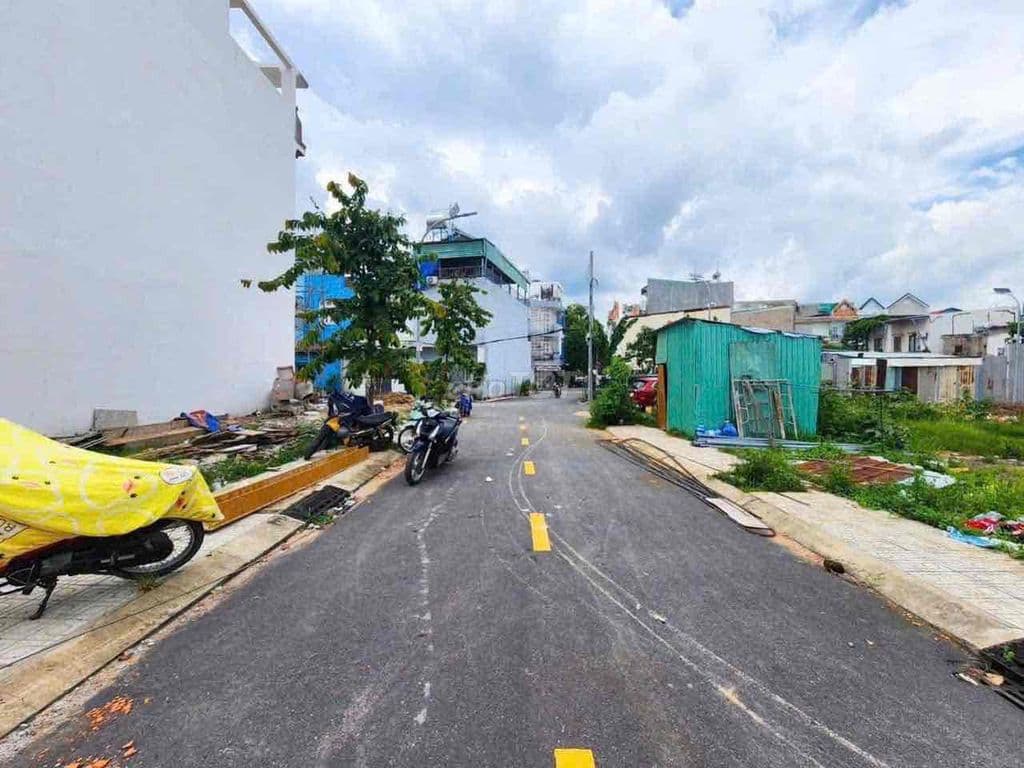 CHÌNH CHỦ BÁN 3 LÔ ĐẤT KSC SÀI GÒN MỚI 4X18M GIÁ 4 TỶ 950 TRIỆU TL - Ảnh 3