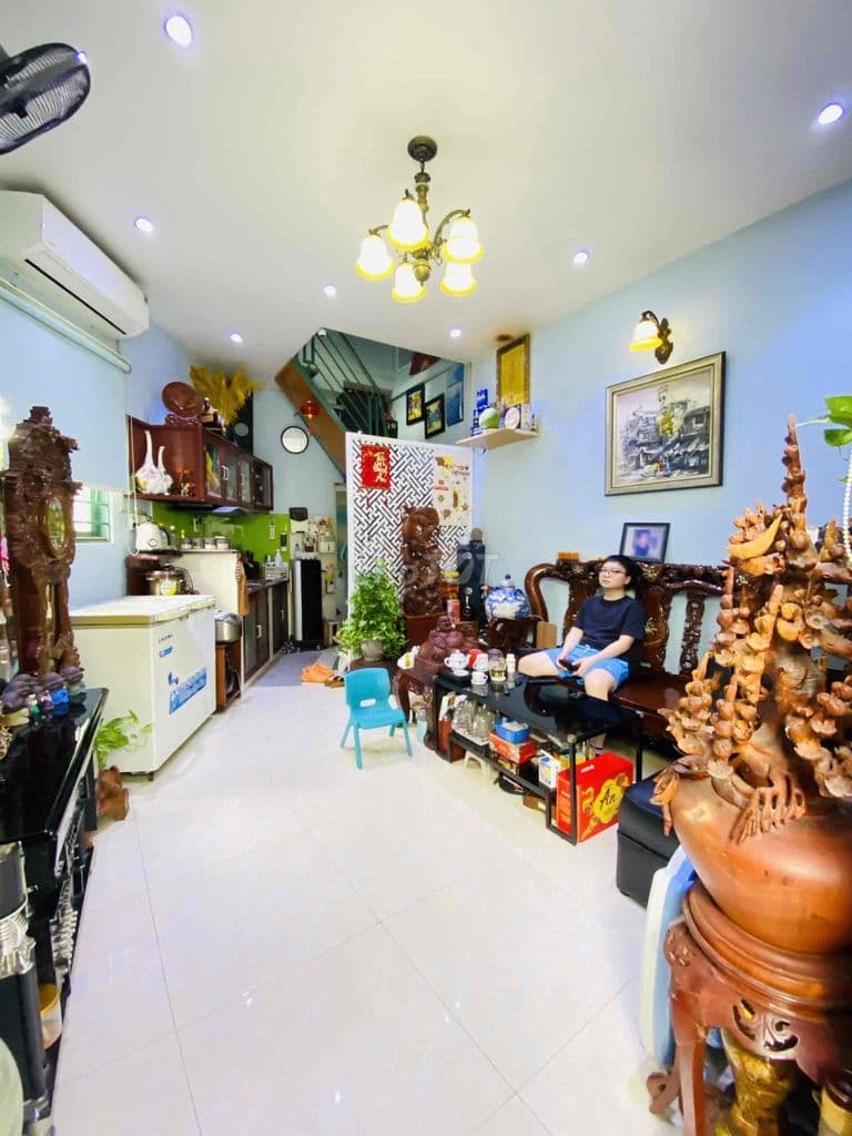 kẹt vốn cần bán gấp căn nhà , góc đường kinh tân hoá - Ảnh 3