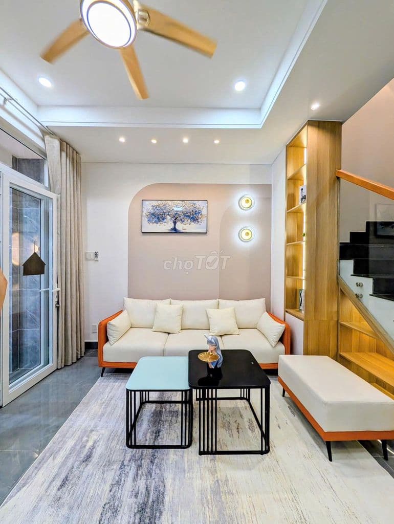 HIẾM,Hơn 7 Đồng,nhà 4 tầng 4pn 50m2 có sân thượng,sát hẻm xe hơi thông - Ảnh 2