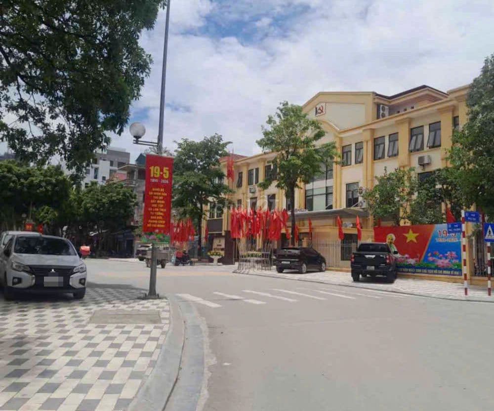 BÁN ĐẤT TẶNG NHÀ – PHÚ THƯỢNG – TÂY HỒ – NGÕ RỘNG, GẦN Ô TÔ TRÁNH