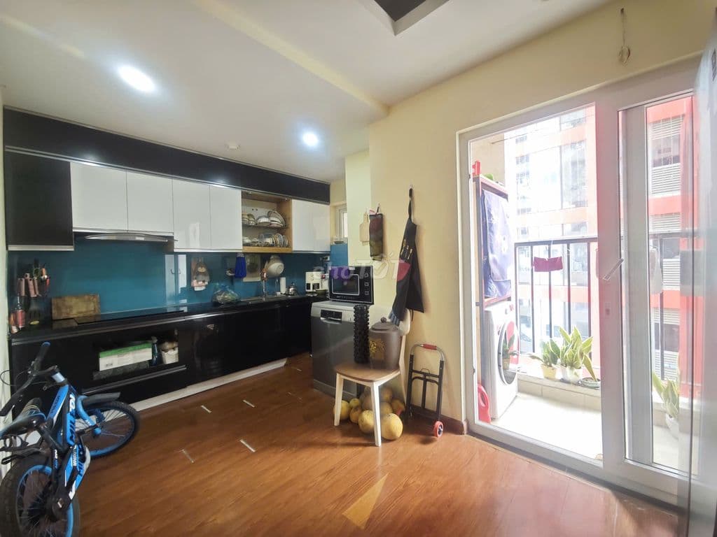 Bán gấp căn hộ chung cư lô góc thoáng - Ảnh 2