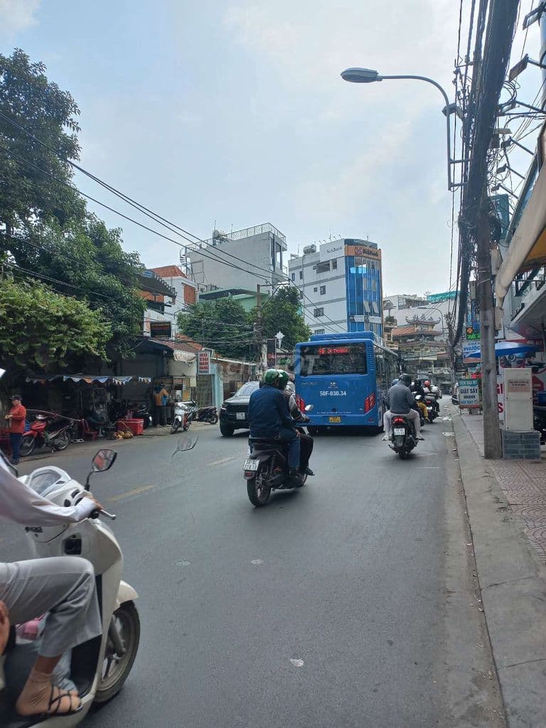 Chủ gồng hết nổi giảm 4t.ỷ HXH khu Ẩm Thực Phan Xích Long Vạn Kiếp