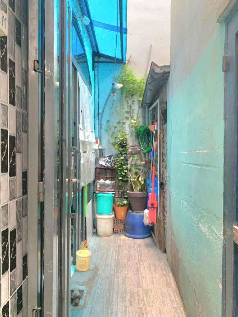 nhà 3 tầng chỉ 2ty nhỉn gần chợ bà chiểu.3pn - Ảnh 3